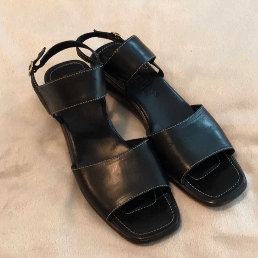 Sandal 9AA - Black- Cole Haan - good condition